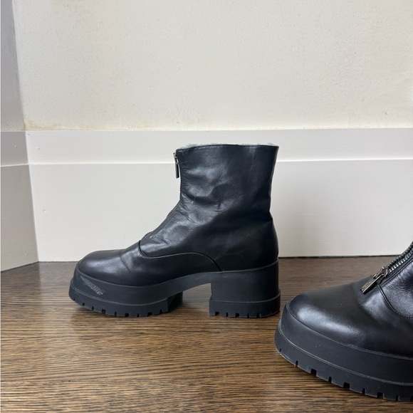 Robert Clergie Heeled Boots - Picture 7 of 9